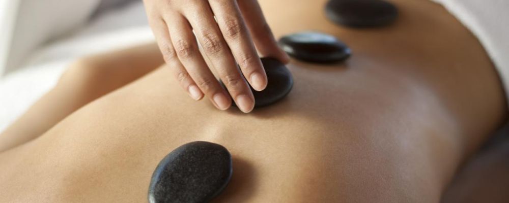 Massage pierres chaude